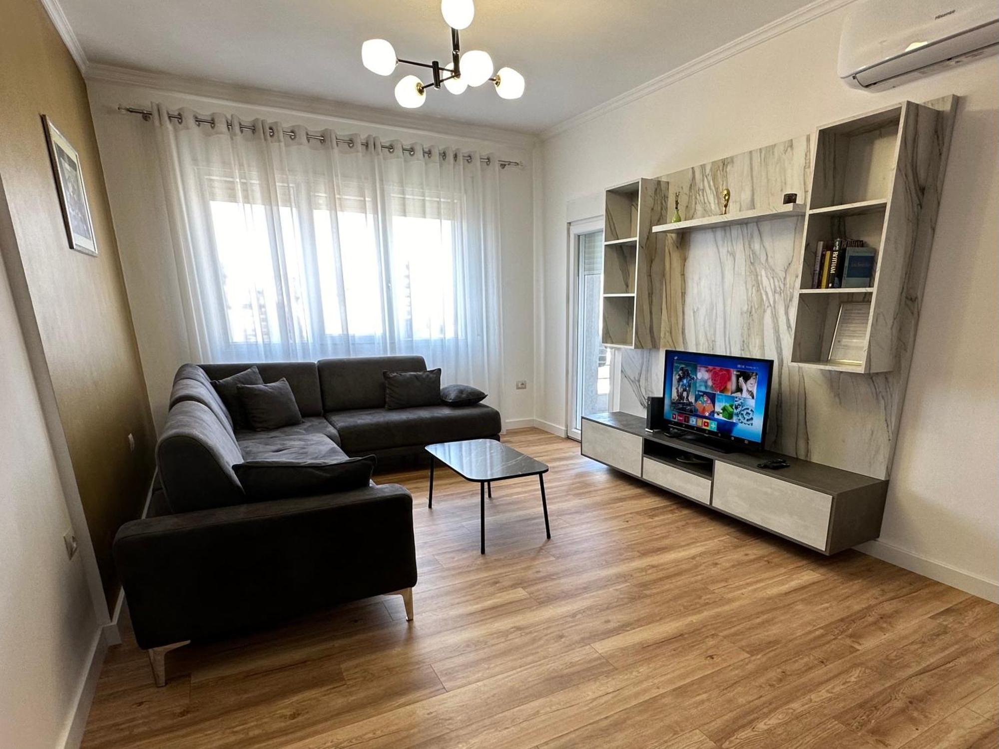 Pazari Luxury Central Apartment Tiran Dış mekan fotoğraf