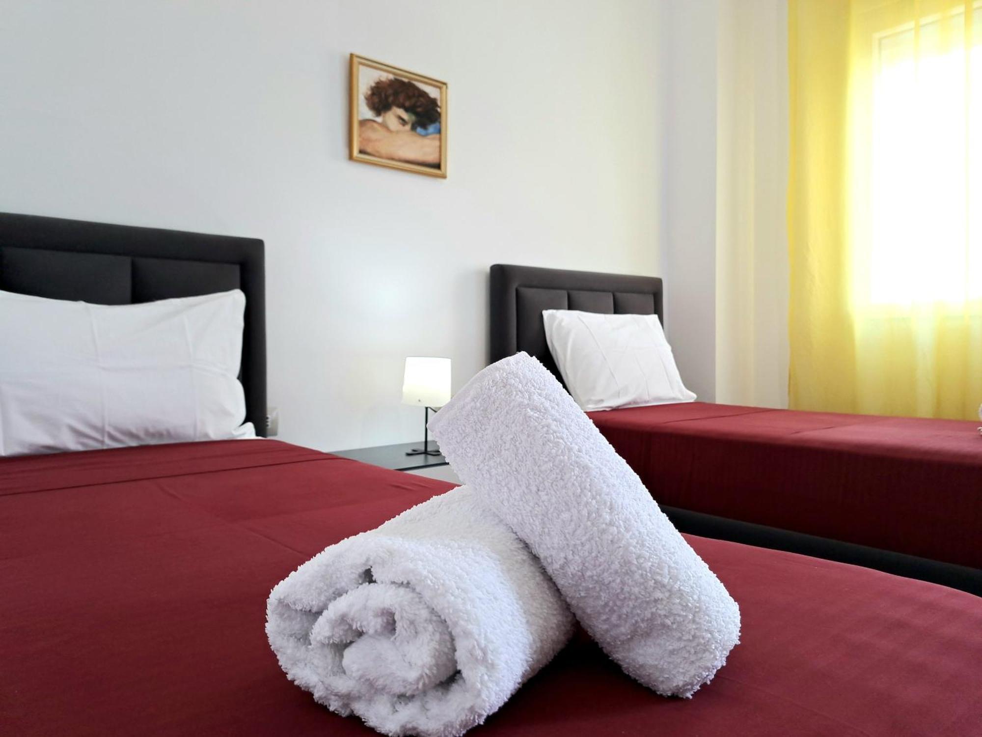 Pazari Luxury Central Apartment Tiran Dış mekan fotoğraf
